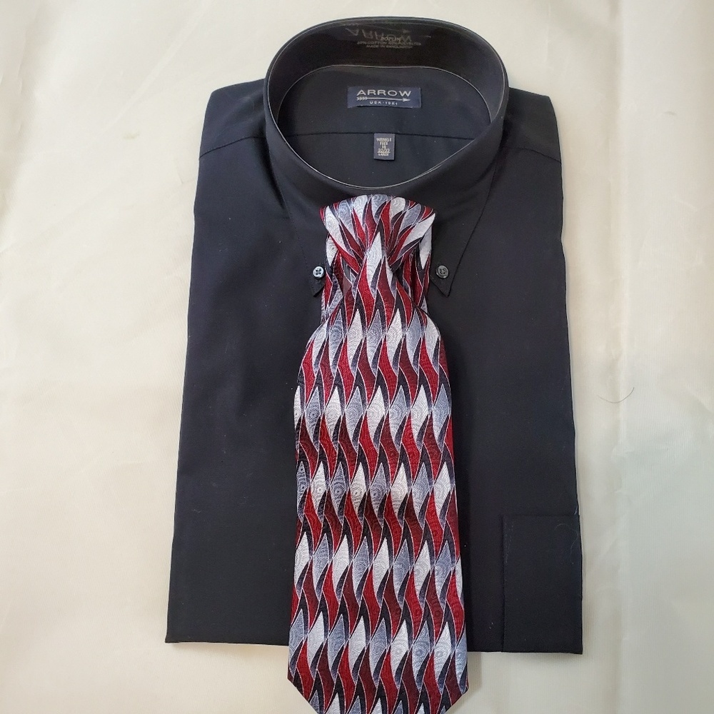 ARROW men's wrinkle free black dress shirt & tie